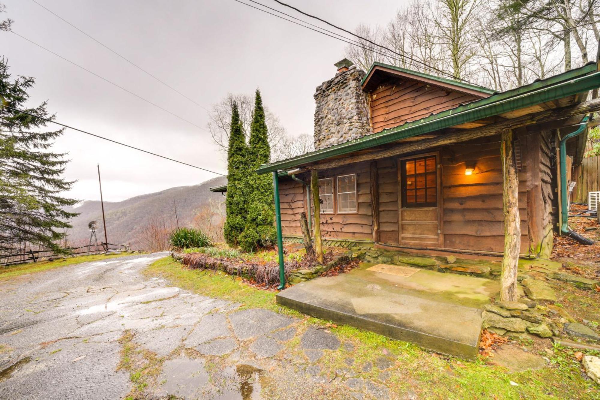 Rustic Maggie Valley Cabin With Mountain Views! Exterior foto