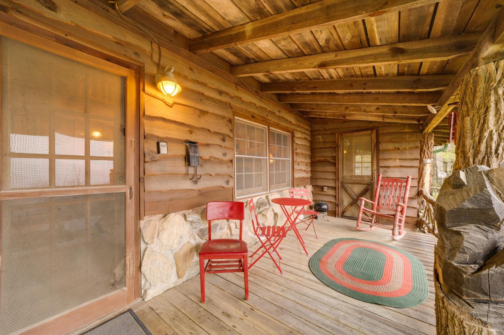 Rustic Maggie Valley Cabin With Mountain Views! Exterior foto